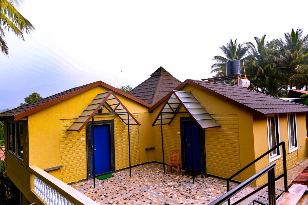 Anandvan Holiday Homes, Wai Exteriér fotografie