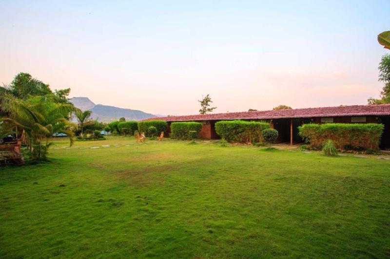 Anandvan Holiday Homes, Wai Exteriér fotografie