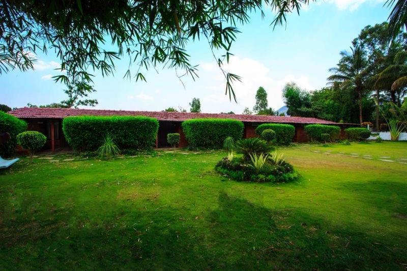Anandvan Holiday Homes, Wai Exteriér fotografie