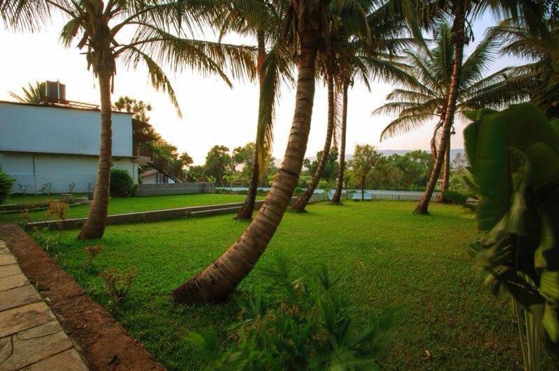 Anandvan Holiday Homes, Wai Exteriér fotografie