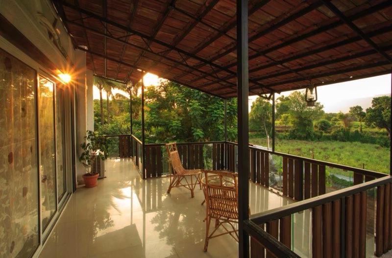 Anandvan Holiday Homes, Wai Exteriér fotografie